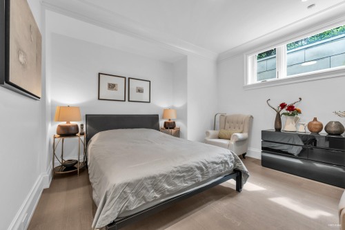 1738 38Th Avenue W, Vancouver, BC 