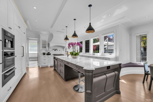 1738 38Th Avenue W, Vancouver, BC 