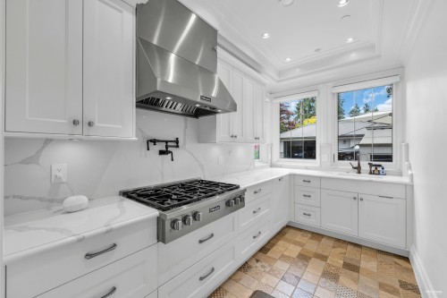 1738 38Th Avenue W, Vancouver, BC 