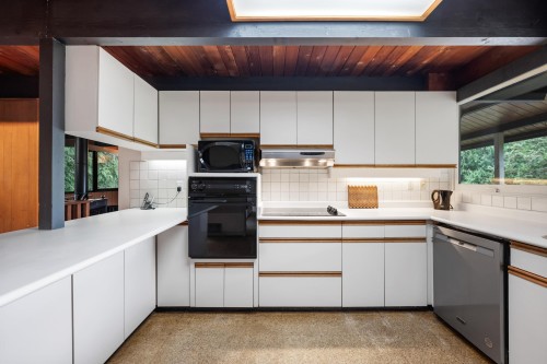 4891 Water Lane, West Vancouver, BC 