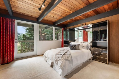 4891 Water Lane, West Vancouver, BC 