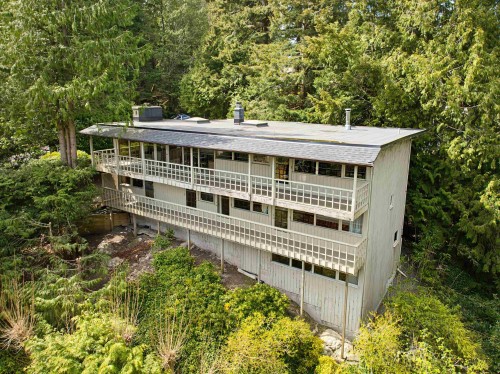 4891 Water Lane, West Vancouver, BC 