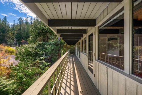 4891 Water Lane, West Vancouver, BC 