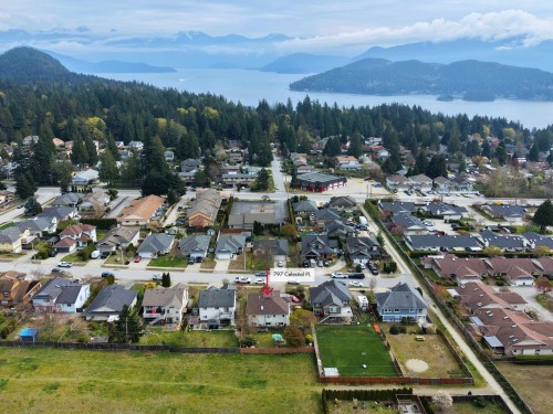 797 Celestial Place, Gibsons, BC 