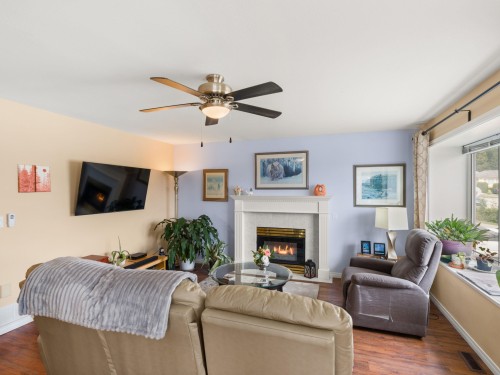 797 Celestial Place, Gibsons, BC 