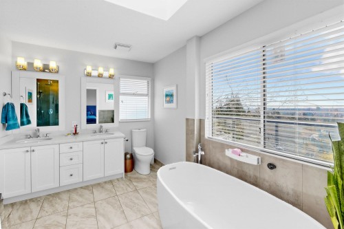 2972 Robson Drive, Coquitlam, BC 