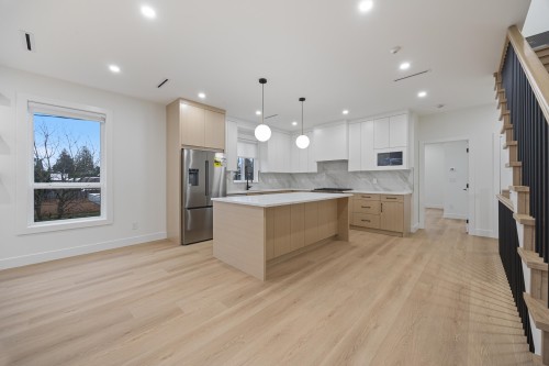 4-6639 Acacia Avenue, Burnaby, BC 