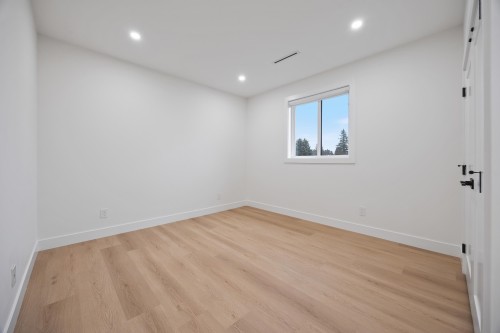 4-6639 Acacia Avenue, Burnaby, BC 