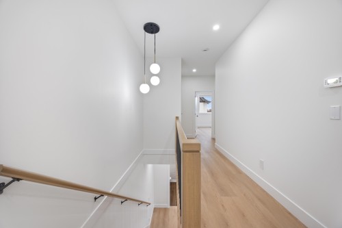 4-6639 Acacia Avenue, Burnaby, BC 