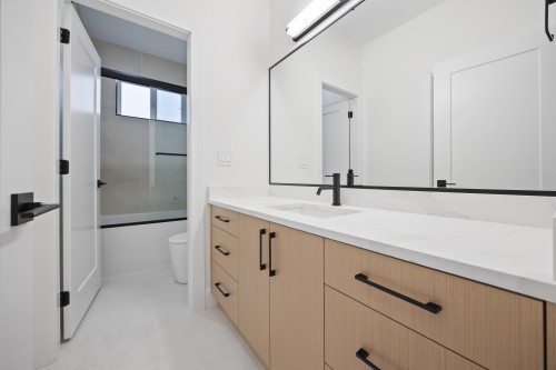 4-6639 Acacia Avenue, Burnaby, BC 