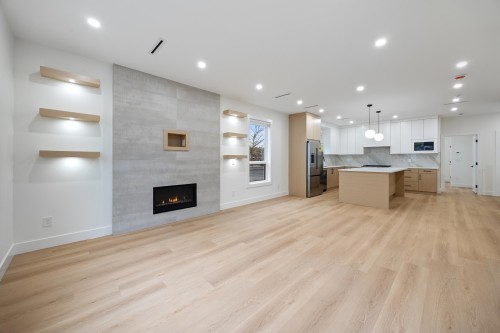 4-6639 Acacia Avenue, Burnaby, BC 