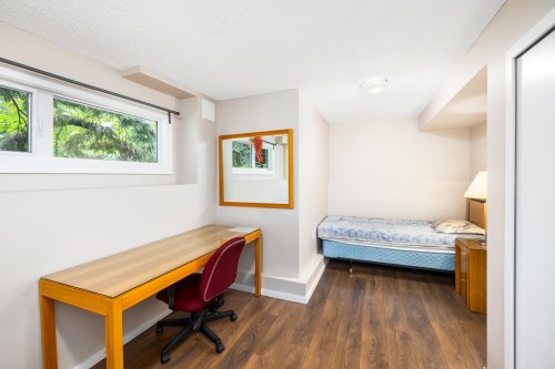 1135 Heritage Boulevard, North Vancouver, BC 