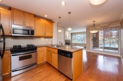 203-2103 45th Avenue W Vancouver, BC V6M 2J2