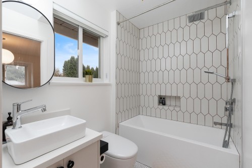 3772 Liverpool Street, Port Coquitlam, BC 