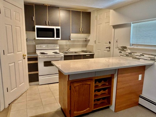 1544 68Th Avenue W, Vancouver, BC 