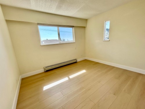 1544 68Th Avenue W, Vancouver, BC 