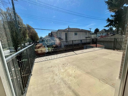 1544 68Th Avenue W, Vancouver, BC 