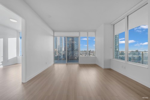 805-6288 Cassie Avenue  Burnaby, BC V5H 0H7