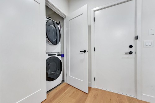 1232 26Th Avenue W, Vancouver, BC 