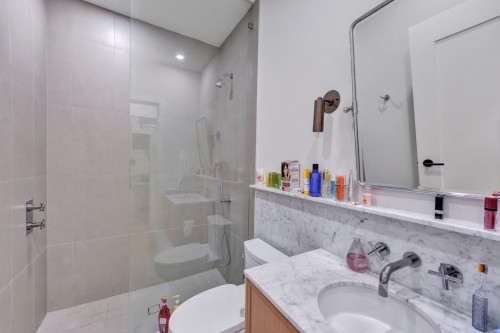 1232 26Th Avenue W, Vancouver, BC 