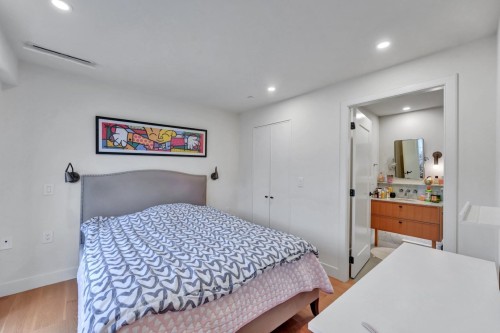 1232 26Th Avenue W, Vancouver, BC 