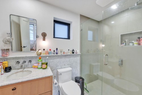 1232 26Th Avenue W, Vancouver, BC 