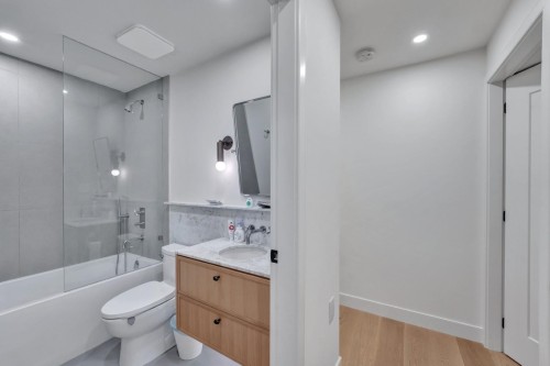 1232 26Th Avenue W, Vancouver, BC 