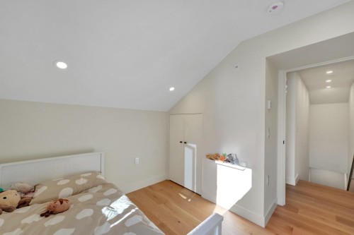 1232 26Th Avenue W, Vancouver, BC 