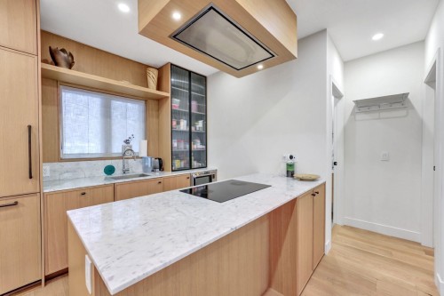 1232 26Th Avenue W, Vancouver, BC 