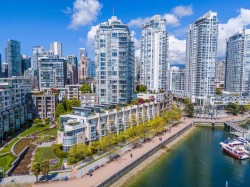 321-1228 Marinaside Crescent  Vancouver, BC V6Z 2W4
