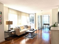 662-2080 Broadway W Vancouver, BC V6J 0C7