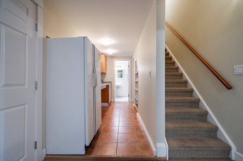 2374 Nelson Avenue, West Vancouver, BC 