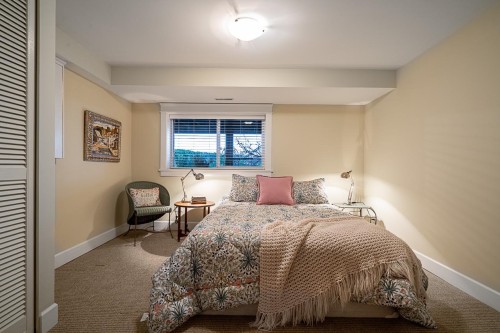 2374 Nelson Avenue, West Vancouver, BC 