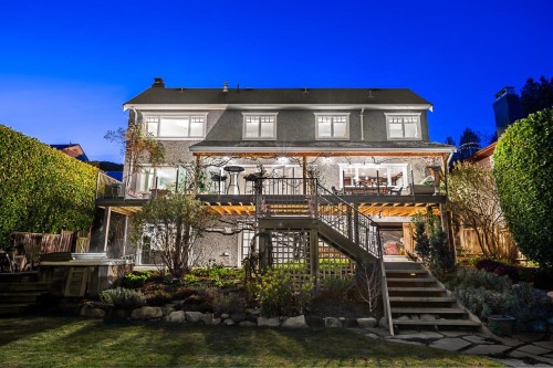2374 Nelson Avenue, West Vancouver, BC 