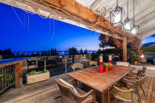 2374 Nelson Avenue, West Vancouver, BC 