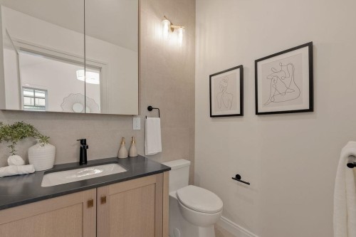 2544 Grant Street, Vancouver, BC 