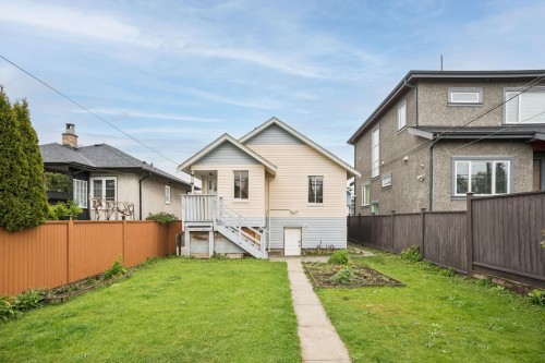 2654 Triumph Street, Vancouver, BC 