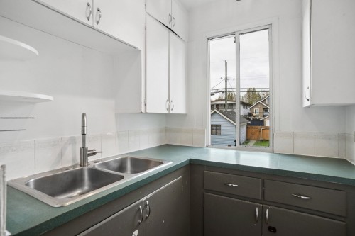 2654 Triumph Street, Vancouver, BC 