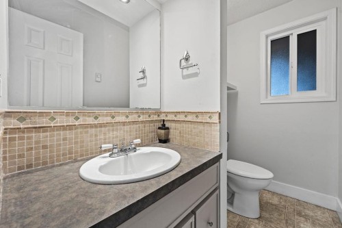 407 Dartmoor Drive, Coquitlam, BC 