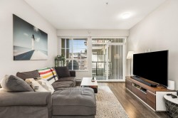 412-1152 Windsor Mews Coquitlam, BC V3B 0N1