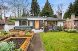 3007 Noel Drive Burnaby, BC V3J 1J4