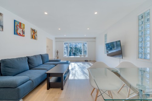 4377 12Th Avenue W, Vancouver, BC 