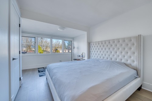 4377 12Th Avenue W, Vancouver, BC 