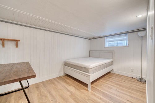 4377 12Th Avenue W, Vancouver, BC 