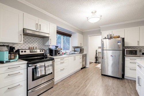 1668 Connaught Drive, Port Coquitlam, BC 