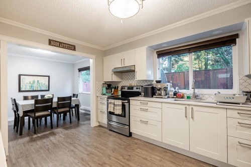 1668 Connaught Drive, Port Coquitlam, BC 