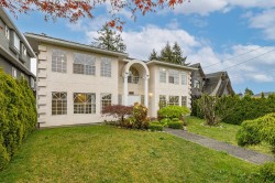 7728 Mary Avenue Burnaby, BC V3N 3G8