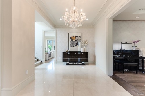 1192 39Th Avenue W, Vancouver, BC 