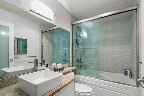 4430 Yew Street, Vancouver, BC 