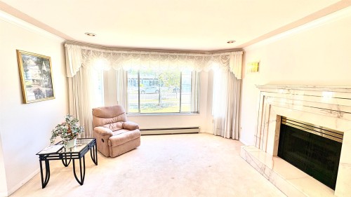 5095 Nanaimo Street, Vancouver, BC 